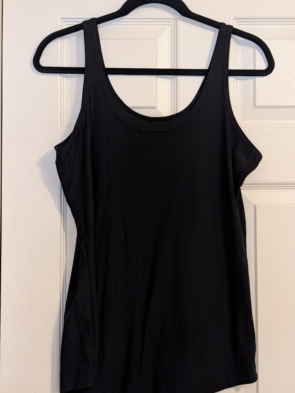 No Boundaries Black Scoop Neck Tank Top NWOT